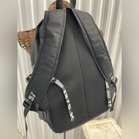 Fortnite Game Fortress Luminous Oxford Backpack - Picture 9 of 16